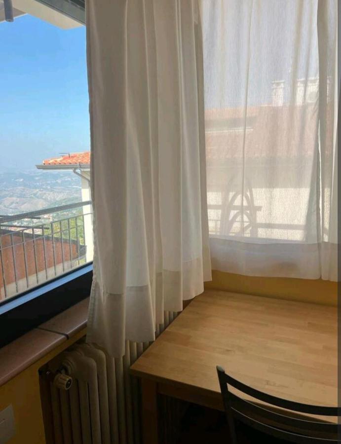 Above The Sky - Flying Apartment San Marino Exterior foto